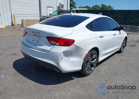 2015 Chrysler 200 S z USA, uszkodzony, nr VIN 1C3CCCDG2FN627764